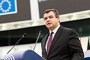 Номинираха евродепутата Еуджен Томак за премиер на Румъния