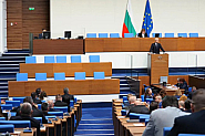 Скандал в парламента: Отказаха изслушване за оръжейния завод в Смядово