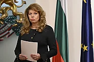 Йотова обяви кандидатурата си за президент, без вето за бюджетите на ДОО и НЗОК