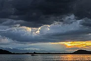 Облачно време, дъжд и гръмотевици в четвъртък