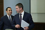 Кому е нужна Държавна петролна компания? Отговорът - в х-л ”Берлин”