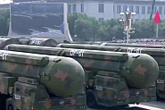 Китай показа новата си междуконтинентална ракета DF-61 на парада