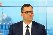 Безпрецедентното политизиране на службите от ГЕРБ и ДПС поставя под въпрос способността им да изпълняват задачите си