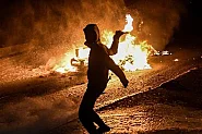 Драма в Солун: Политици нападнати с "коктейли Молотов", петима ранени