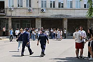 Вълна от бомбени заплахи: 300 сигнала до училища и детски градини в цялата страна
