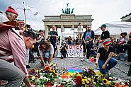 Ислямист, недоволен от живота в Германия: Какво се знае за нападателя от Берлин