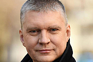 Любомир Аламанов: Управляващите се капсулираха и приватизираха борбата с коронавируса