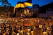Протестите в Украйна – една от най-сериозните политически кризи за Зеленски