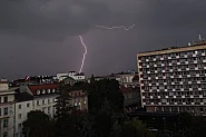 Слънчево начало на деня, но следобед отново се очакват бури