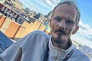 Почина популярен стриймър, Дрейк и Адин Рос ще покрият разходите по погребението му