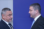 Ало, Горанов съм, какво стана с хазарта? Благодаря, и той ще е доволен...