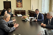 Кметът Пенчо Милков връчи на акад. Васил Сгурев почетна грамота и плакет