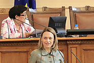 Ива Митева като ”добра” орисница прогнозира, че при задаващата се конфигурация трудно може да има кабинет