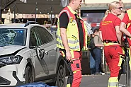 Автомобил се вряза в тълпа в Лайпциг: Двама загинали, десетки ранени