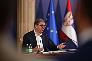 Въпреки критики от ЕС, Вучич подписа спорни съдебни реформи в Сърбия