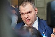 Пеевски към КЕВР: Да спре поскъпването на водата от 1 януари или съд