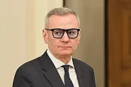 Мистериозни рокади и нарушения за милиони: Какво се крие зад кулисите на НДК?