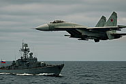 Русия е готова на военна сила за сенчестия си флот. Какво значат провокациите към НАТО?