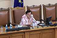 Зайкова: Политиката би трябвало да бъде нещо добро, ама в България е малко мръсничко