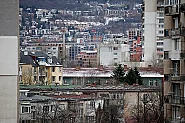 Все повече жилища в България пустеят, но строителството продължава