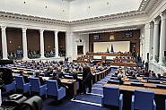 Съдебна реформа в изчакване: 21 дни отсрочка сред спорове за външна политика