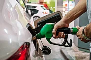 Войната в Иран удари колонките: Дизелът скочи с 20 евроцента за две седмици