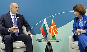 Президентът на С. Македония към Радев: Очаквам приятелски отношения, конструктивни