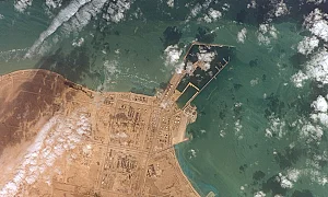 Взрив в най-големия газов терминал на Катар, десетки ранени и изчезнали