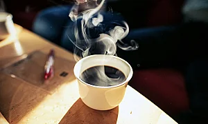 7 грешки, които съсипват аромата още преди първата глътка кафе
