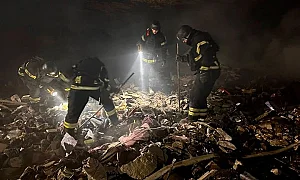 Рокадите във властта в Украйна дават предимство на Русия и тя го използва, твърди експерт