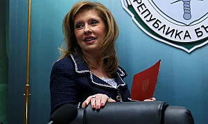 ВСС не взе решение за Русинова: Отложи искането за временното ѝ отстраняване