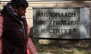 НОИ одобри бюджета: По-високи осигуровки, по-големи пенсии от 1 юли