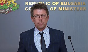 „Свидетелството ми е чисто, ще се видим в съда“: Вицепремиерът по честните избори подаде оставка