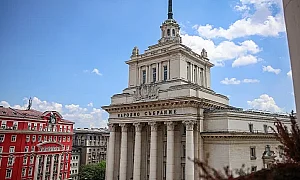 Последни работни дни за депутатите преди началото на кампанията