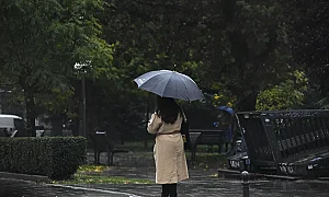 Облачен и ветровит вторник