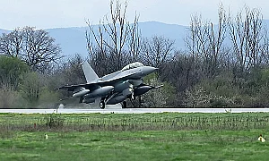 Служебният кабинет променя част от договора с Lockheed Martin за F-16