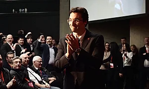 Вот на доверие: Крум Зарков остава председател на БСП