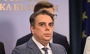 ПП решава на 12 септември за Гюров и Кандев, съвет свиква и „Да, България“