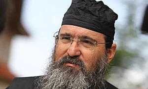 Архимандрит Никанор поиска от Светия синод защита и пълен достъп до преписките