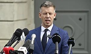 Петер Мадяр постави ултиматум на кадрите на Орбан и обяви състава на новия кабинет