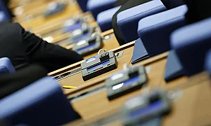 Новият правилник на парламента влиза за гласуване в пленарна зала