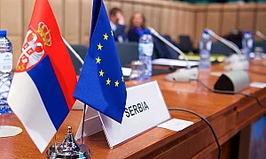 ЕС замразява 1,5 милиарда евро за Сърбия заради съдебните реформи