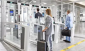 Дигитална завеса: Роботите на ЕС ловят по 100 опасни лица месечно