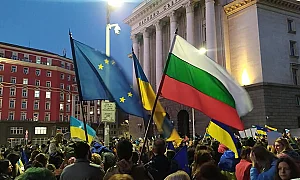 Какво съдържа споразумението с Украйна: Рамка за действие без задължителни стъпки