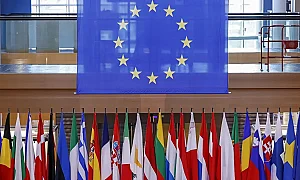 Европарламентът гласува 10% по-висок бюджет от искания от ЕК