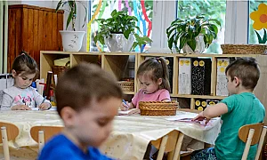 До крайното решение на ВАС: Приемът в детски градини в София остава по старите правила
