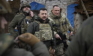 Зеленски: Украински дронове могат да „гостуват“ на парада в Москва на 9 май