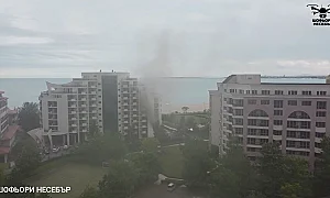 Пожар в хотел в Слънчев бряг: Гостите са евакуирани, има загинал /видео/