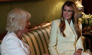 Подаръците в Белия дом – камбана на подводница, копие на писмо от 1785 г., буркан мед