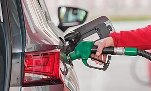 Дизелът скочи до 1,74 евро, нов ръст на цените на горивата